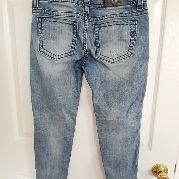 Miss Me Distressed Ankle Skinny Jeans Size 28 Floral Embroidery - Picture 8 of 9